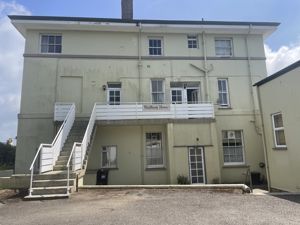 Wadham Close